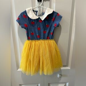 Taylor Joelle Snow White Dress Size 3